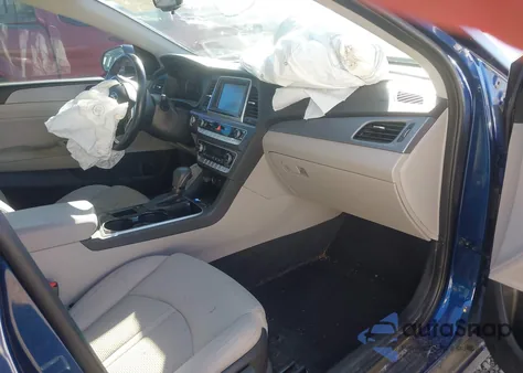 2019 Hyundai Sonata Sel z USA, uszkodzony, nr VIN 5NPE34AF4KH813807